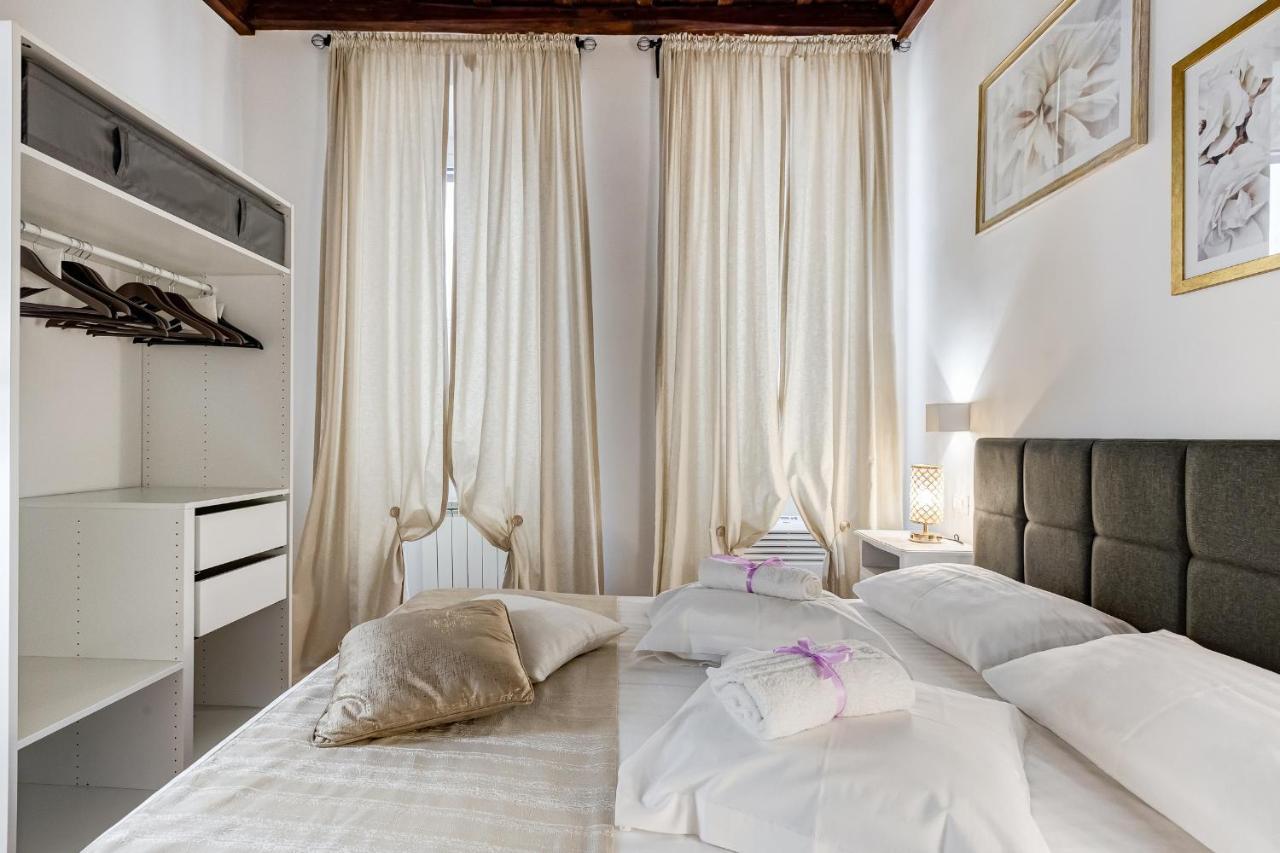 Campo Dei Fiori Royal Orchid Apartment Rzym Zewnętrze zdjęcie