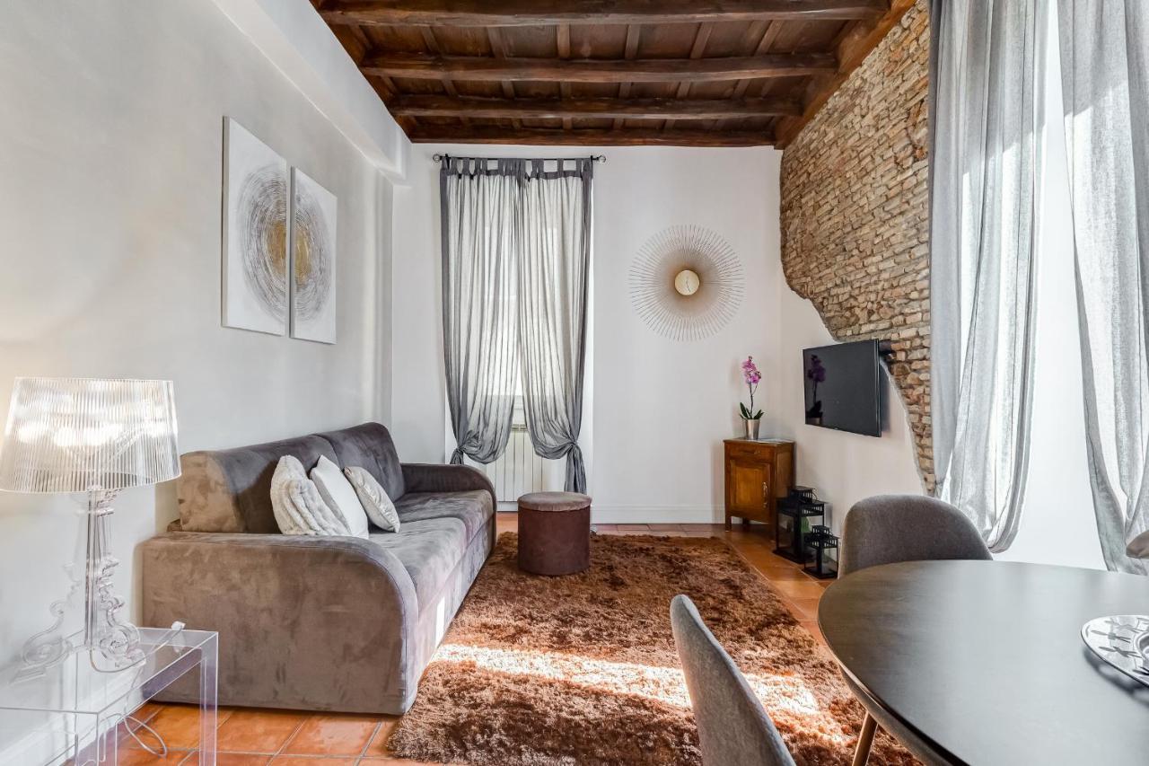 Campo Dei Fiori Royal Orchid Apartment Rzym Zewnętrze zdjęcie
